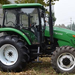 tractor1104